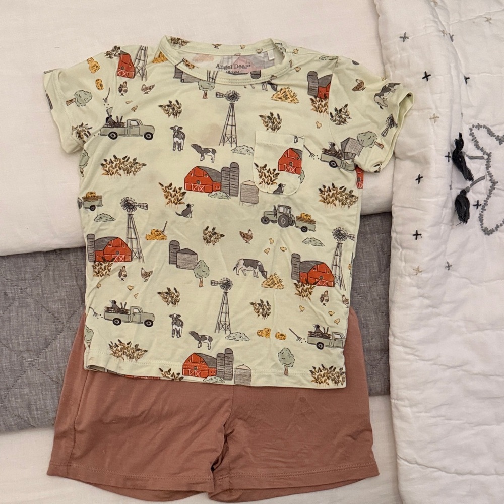 Angel Dear Pastel Farm Print Top